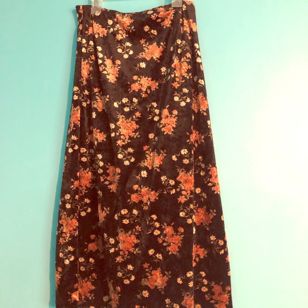 Vintage Floral Black Skirt